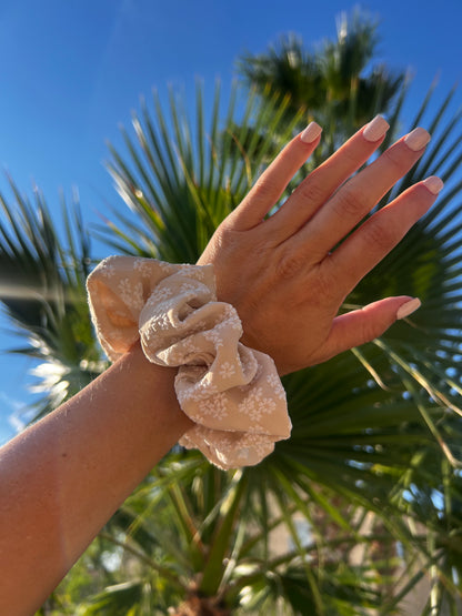 Desert Daisy Swim Scrunchie